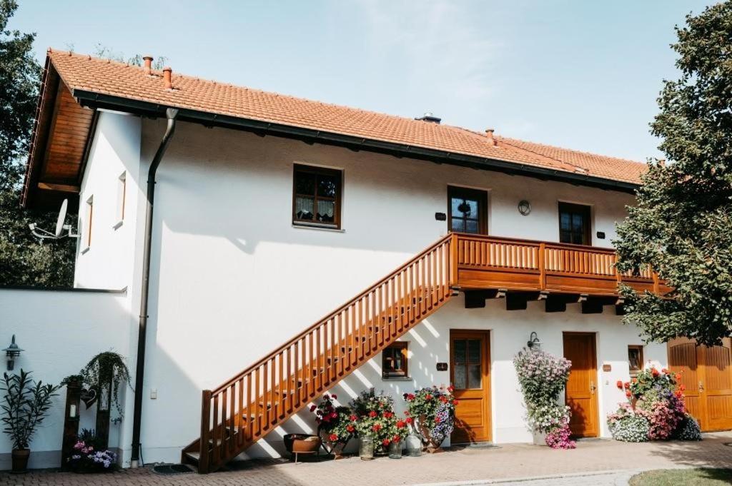 Ferienwohnung Stuiber Haarbach Exteriör bild
